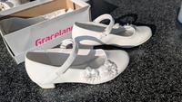 Kommunionschuhe Gr. 36 Nordrhein-Westfalen - Warburg Vorschau