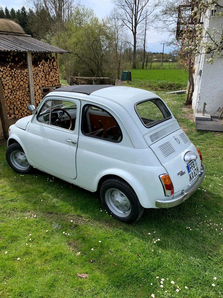 Fiat 500 Oldtimer in Tyrlaching