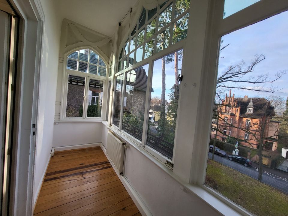 Jugendstil, Ostviertel: 6-Zimmer-Büro-/Praxisetage, HFW, 1.OG, 1 Loggia, 1 Wintergarten in Göttingen