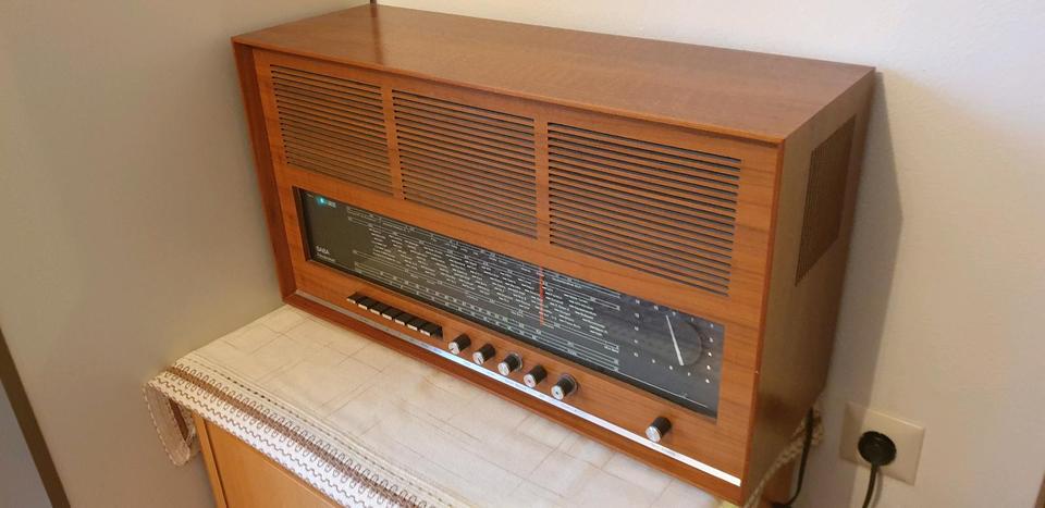 Saba Freudenstadt Radio Stereo Mod. FD 18 FD18 Retro original in München