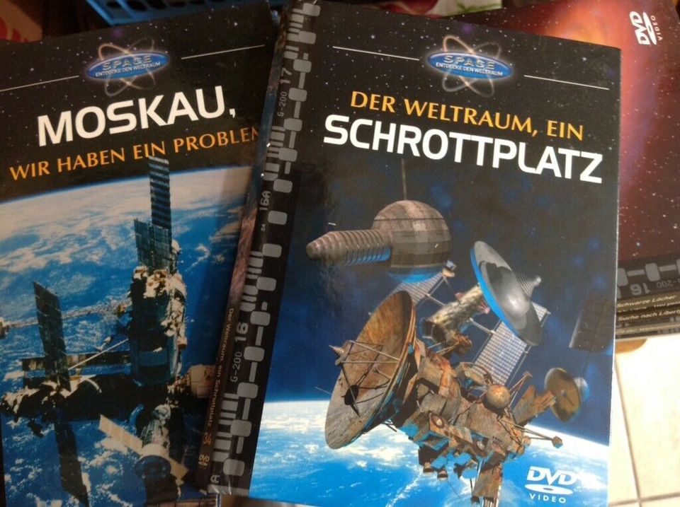 Space Entdecke den Weltraum DVD Sammlung 35 Dvd's in Centrum