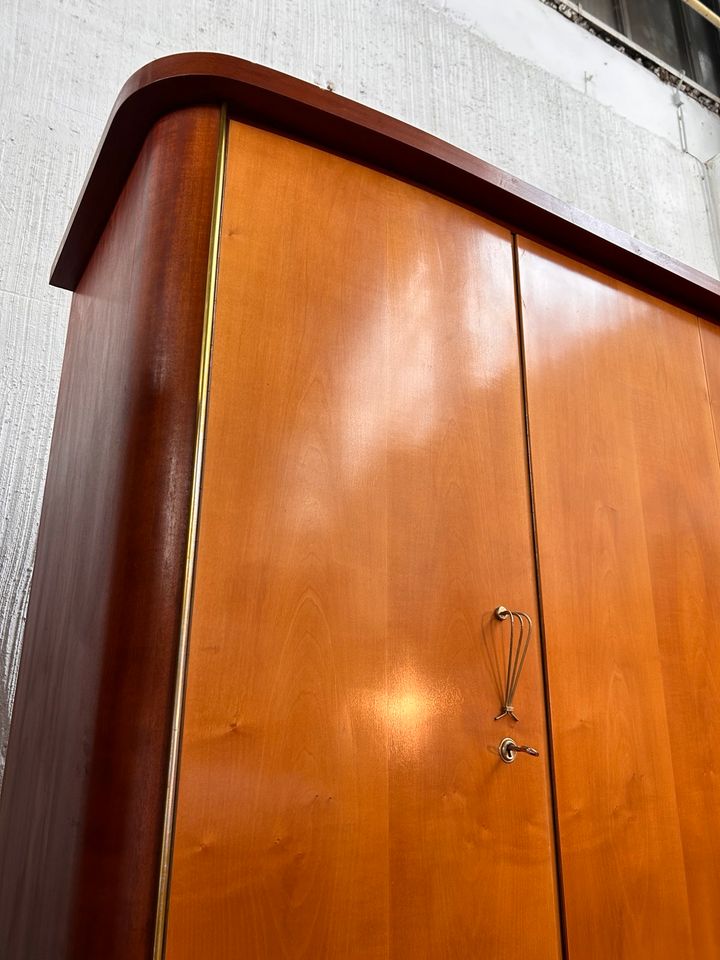 Kleiderschrank/Stange/midcentury/vintage/60er/retro/50er/ in Berlin