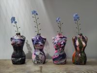 Abstrakte erotische Deko-Vasen aus Parfum-Flakons Bayern - Augsburg Vorschau