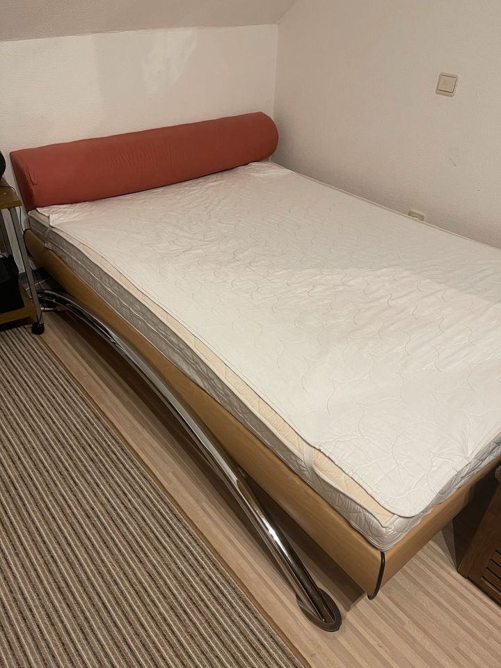 Bett gebraucht ohne Matratze in Trochtelfingen