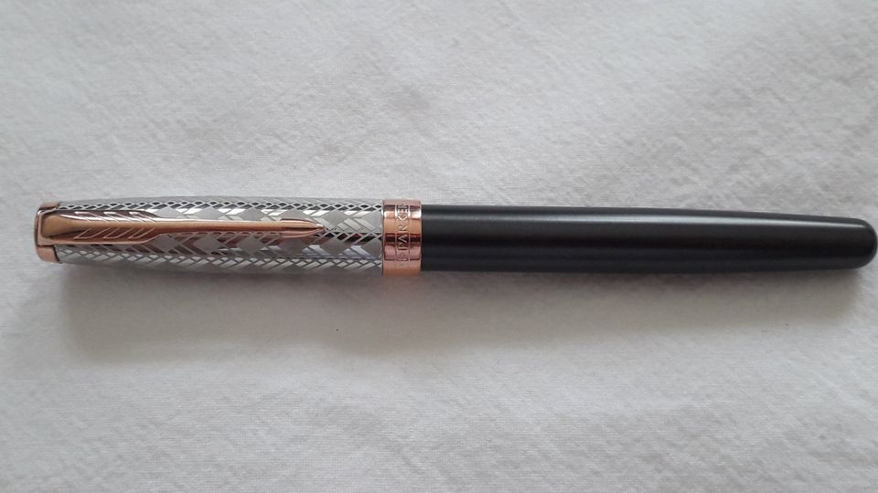 Parker Füllfederhalter SONNET Grau Edel Füller 18K 750 Gold Feder in Berlin