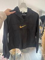 Nike Windbreaker Leo Look Gr.S Mecklenburg-Vorpommern - Malchin Vorschau