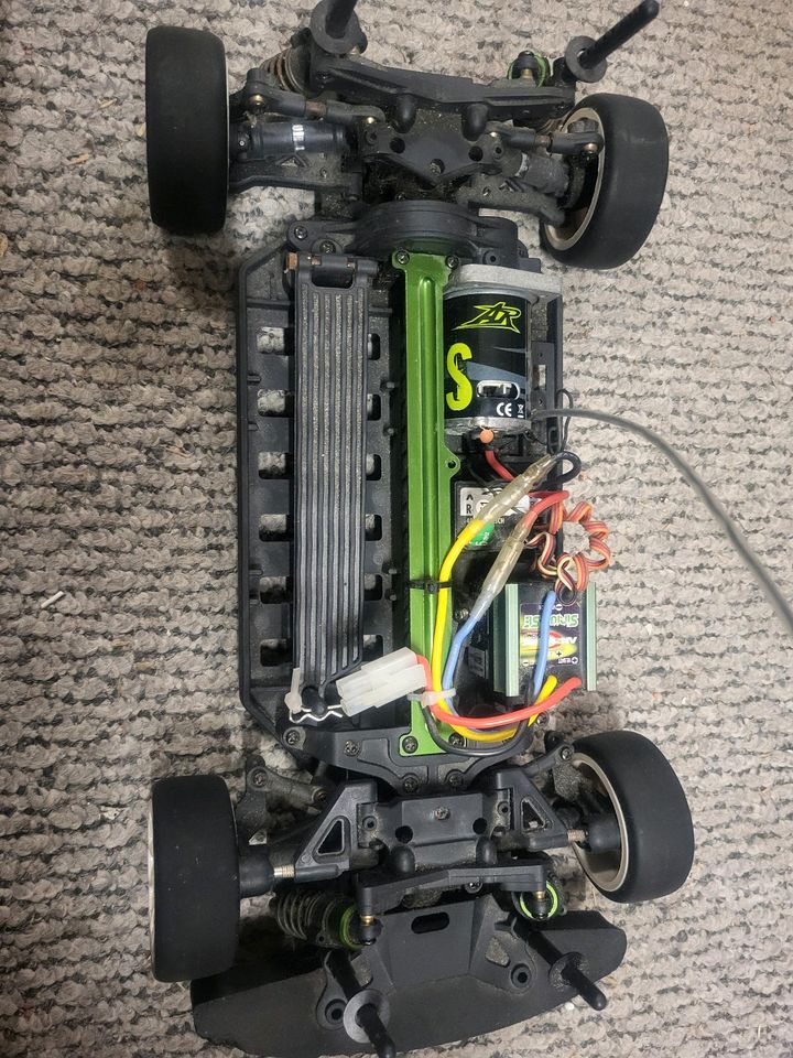 Ansmann Are 2 (wie Tamiya TT 01) RC Auto wenig benutzt in Rechtsupweg