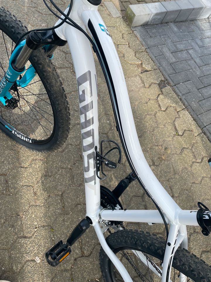 Damen Mountainbike Ghost Lawu 3, Groß L, 26 Zoll in Lüdenscheid