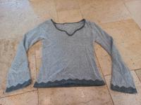 Kuscheliger Wollpullover mit besonderem Ausschnitt Größe M/38 Bayern - Nittendorf  Vorschau