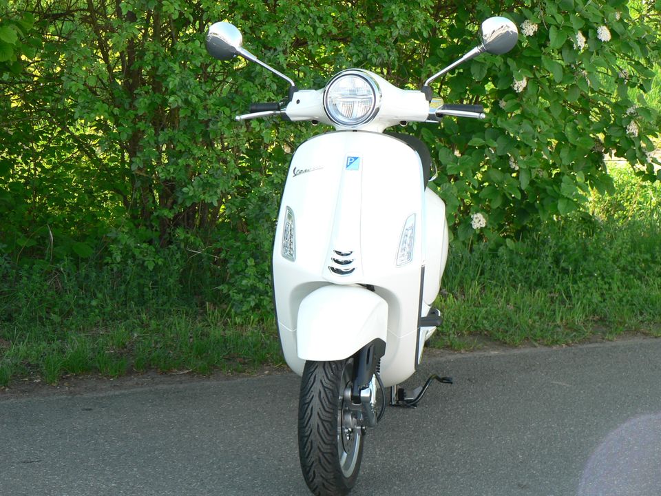 Vespa Primavera Elettrica 45 in Griesheim