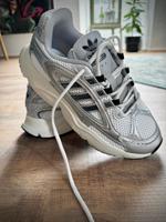 Adidas Originals Ozmillen (40 2/3) NEU Nordrhein-Westfalen - Waltrop Vorschau