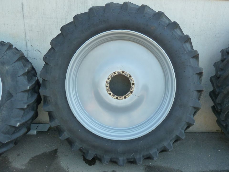 Komplettrad 480/80R50 Deutz Agrotron 215 10 Loch    LK 280/335mm in Ravensburg