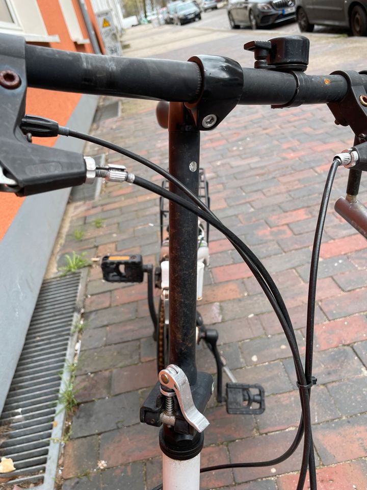 Schönes klapprad Fahrrad defekt Blaster in Hamburg