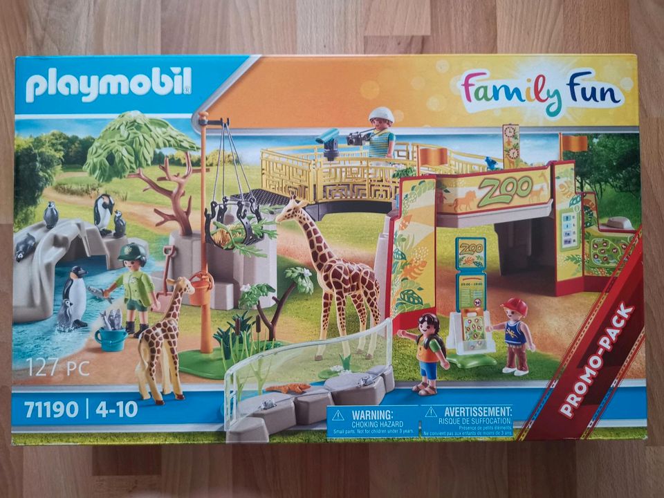 PLAYMOBIL Family Fun 71190 Mein großer Erlebnis-Zoo mit Spielzeug in Düsseldorf