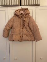 Petite Cherie Jacke, 110, Winterjacke, rosa, Volant, Rüschen Kr. München - Grünwald Vorschau