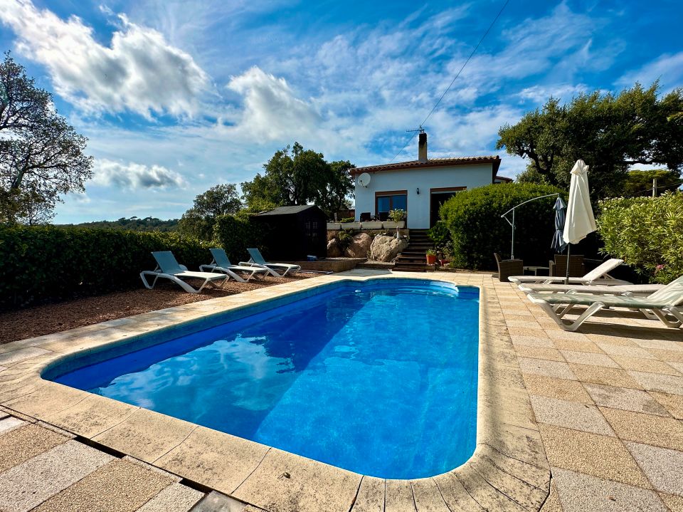 Traumhaus am Meer: Ihr Stück Paradies im sonnigen Spanien in Saarlouis