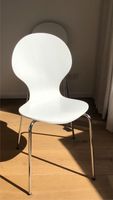 4 schöne Stühle fürs Esszimmer - weiß lackiert Hessen - Wiesbaden Vorschau
