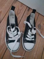 Sneaker Chucks Schuhe  schwarz Gr. 31 neu Sachsen-Anhalt - Magdeburg Vorschau