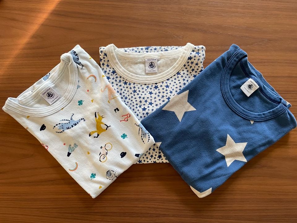 3 T-Shirts von Petit Bateau in Berlin