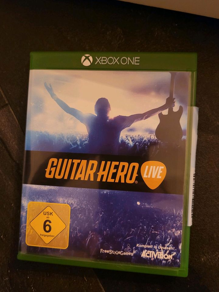 Guitar Hero XBOX ONE in Burgthann 