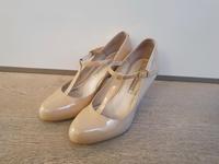 Buffalo High Heels nude Lack 38 Hessen - Gießen Vorschau