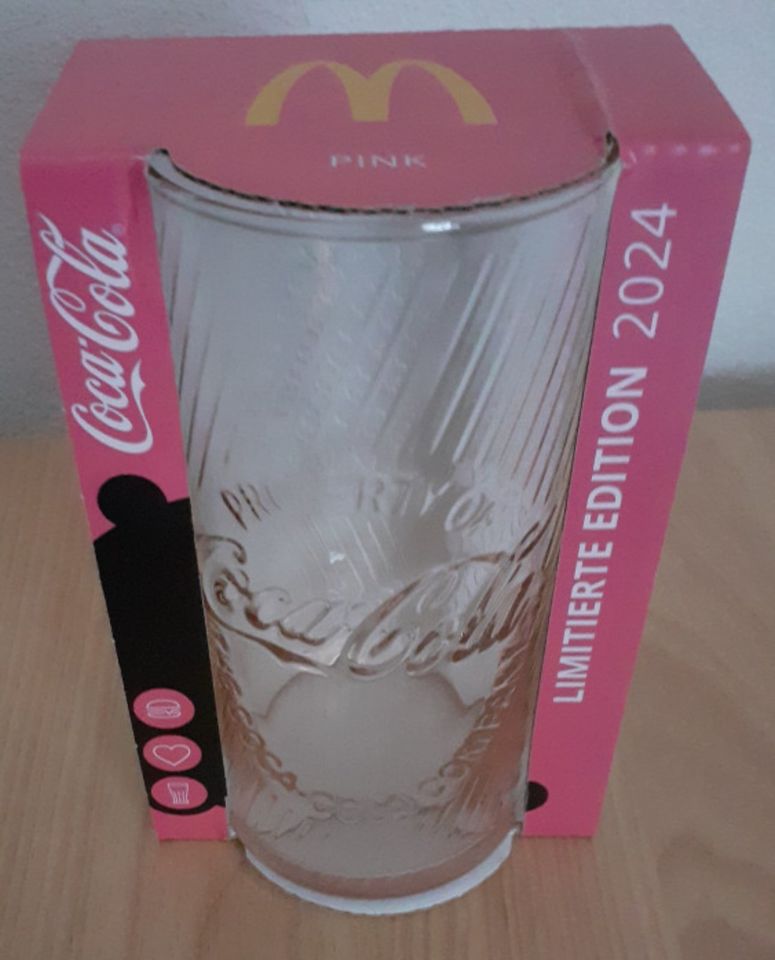 Coca-Cola-Glas von McDonald's in Pink (limitierte Edition 2024) in Weiterstadt