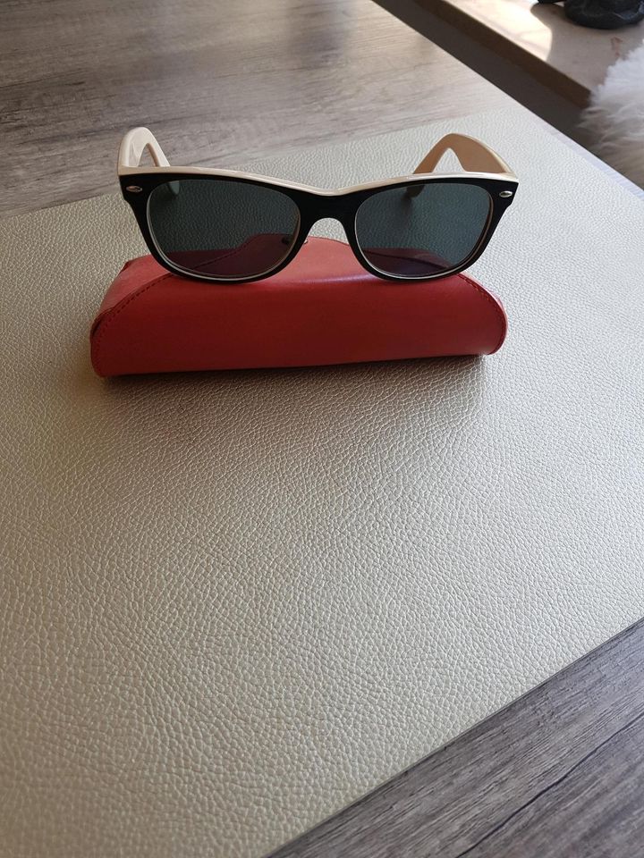 Ray- Ban Sonnenbrille in Rinteln