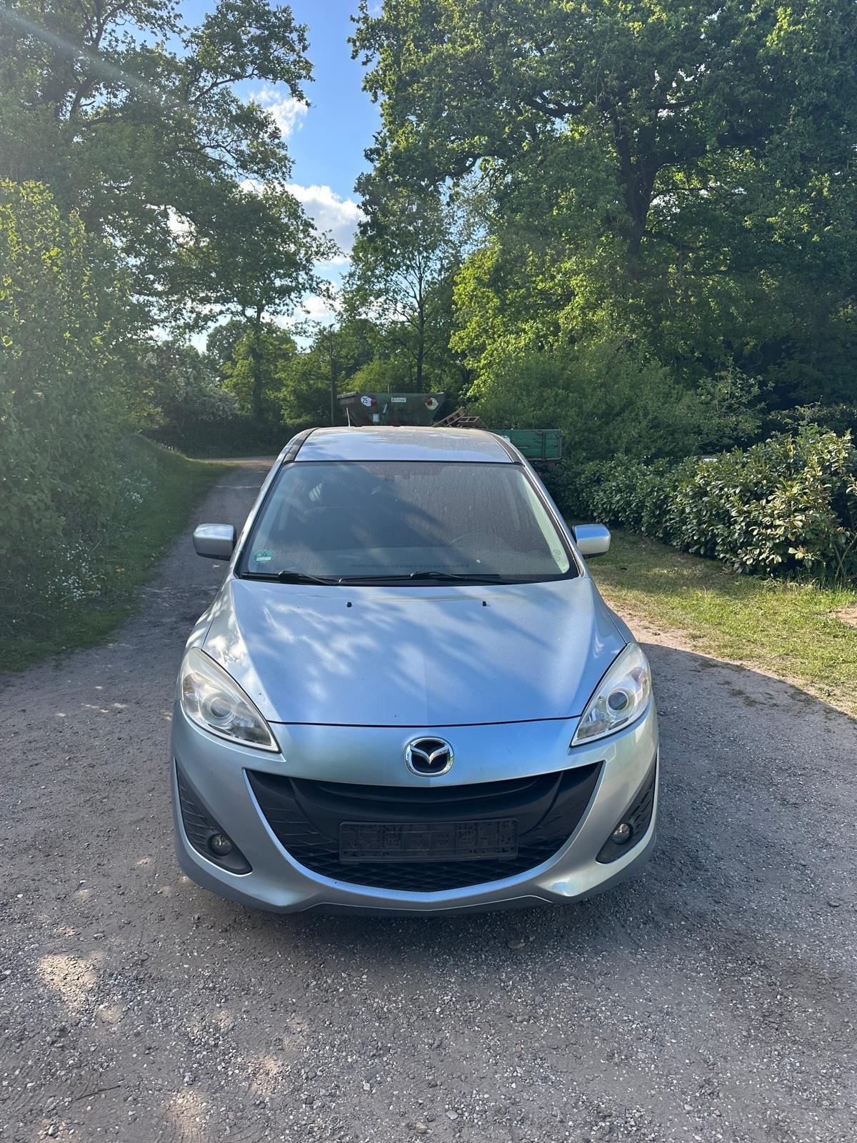 Abbildung des Autos Mazda 5 voll fahrbereit …