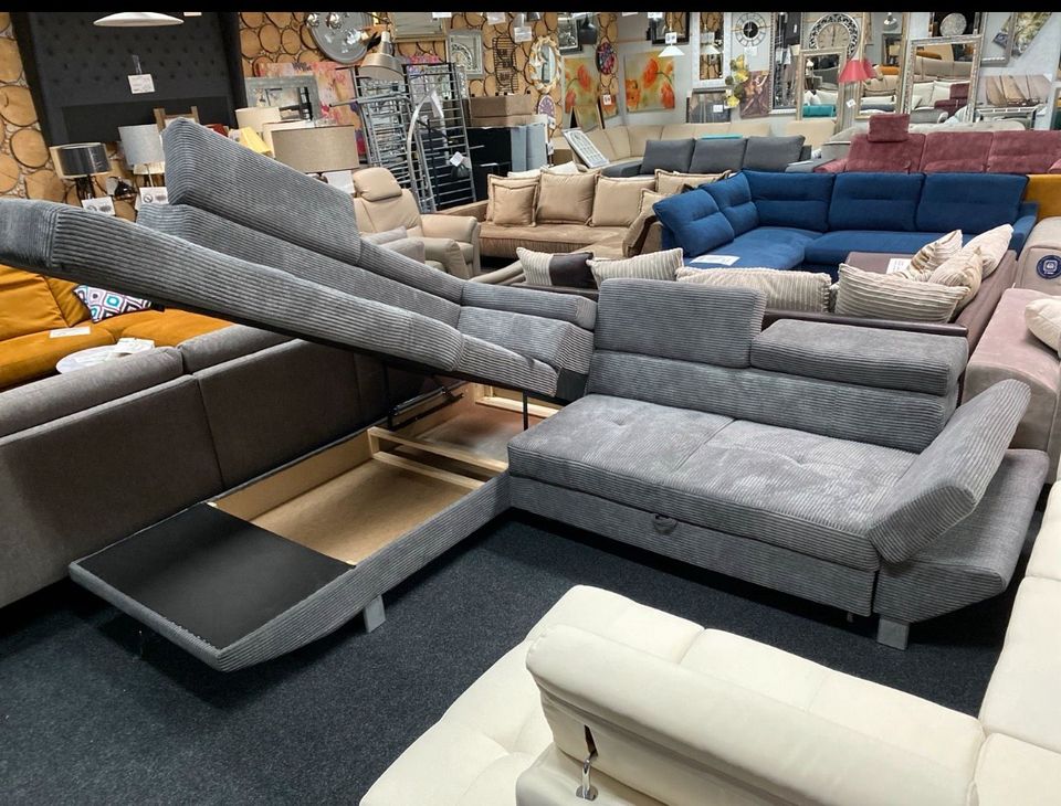 Sofa Couch Ecksofa Schlafsofa Bettkasten Cord Möbel UVP 2049€ in Alsfeld