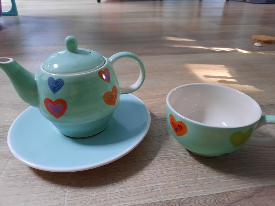 Teekanne Porzellan in Heiligenhaus