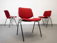 1/13 DSC Castelli Rot Stapelbar Giancarlo Piretti Chairs Stühle Mitte - Tiergarten Vorschau