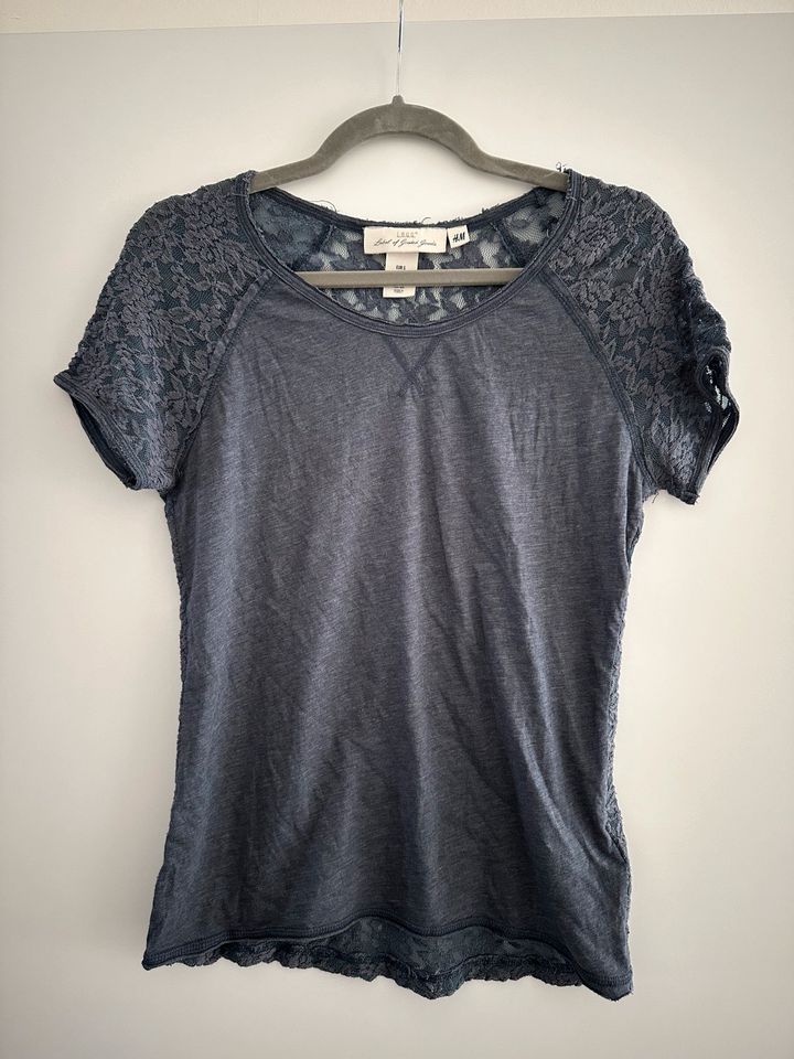 H&M T-shirt Spitze S in Rodgau
