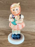 Goebel Porzellanfigur Mädchen mit Puppe Schleswig-Holstein - Satrup Vorschau