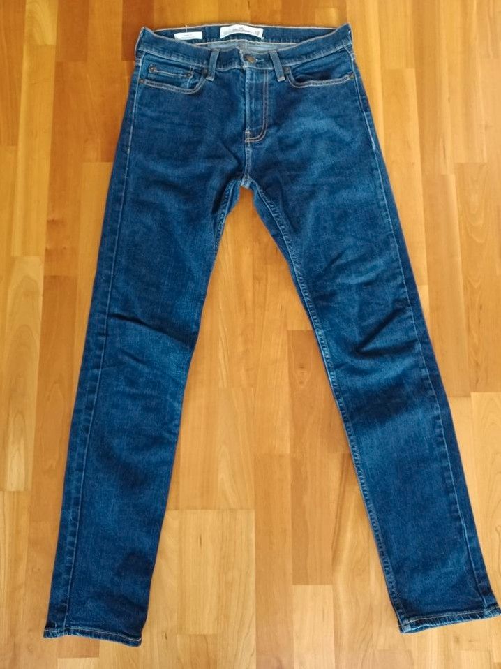 Hollister skinny fit Jeans epic flex W29 L32 in Dreieich