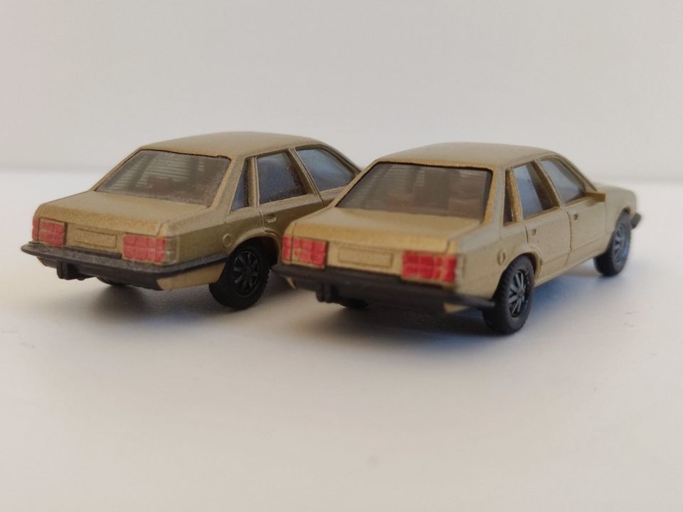 2 HERPA  OPEL Senator3.0 E (H0) in Taunusstein