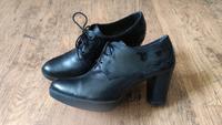 Tamaris Pumps Stiefeletten 37 schwarz Leder kaum getragen Nordrhein-Westfalen - Lohmar Vorschau