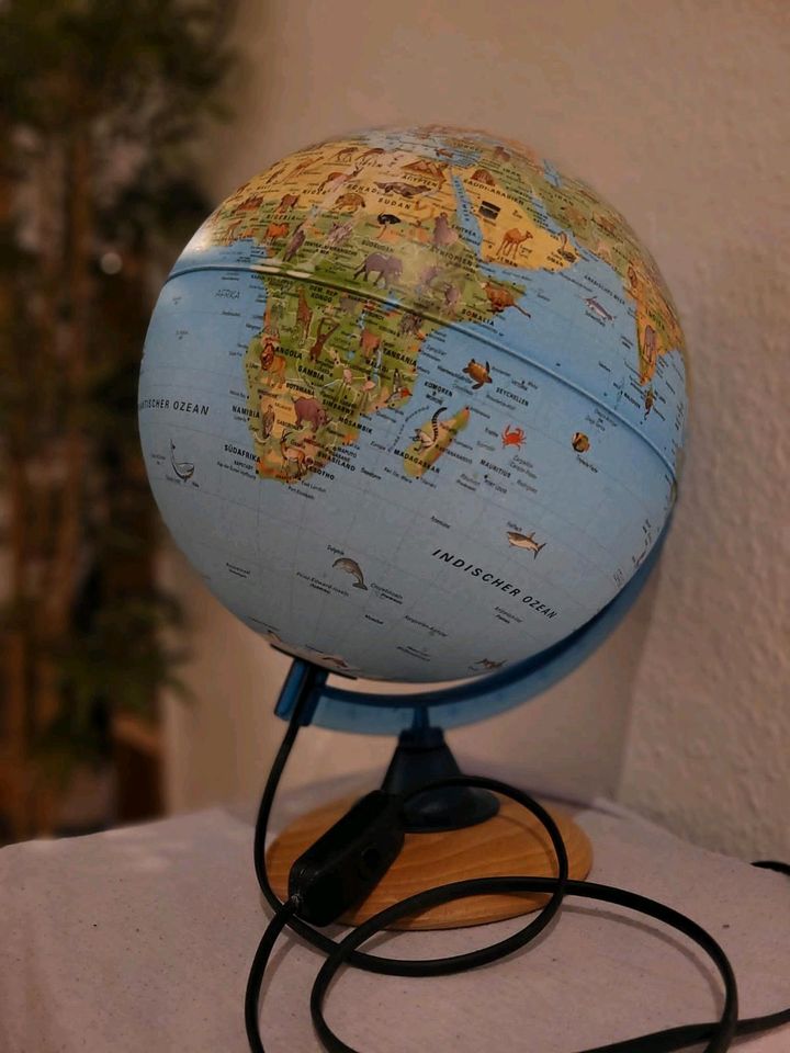 Globus mit Licht für Kinder in Delitzsch