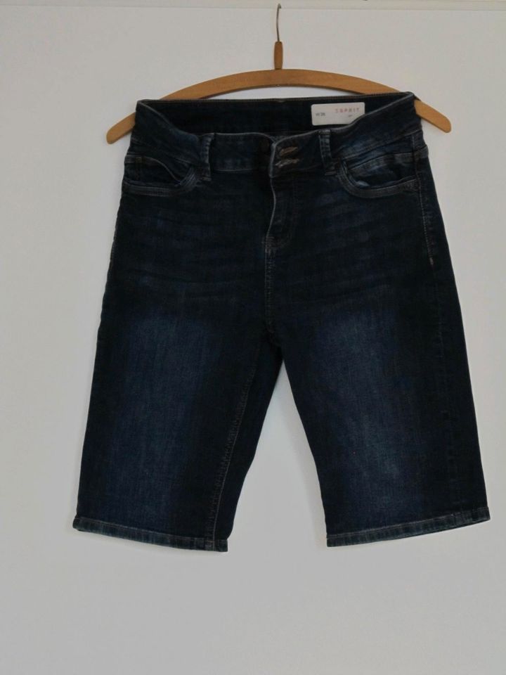 Esprit Damen Bermuda Short W 26 in Leipzig