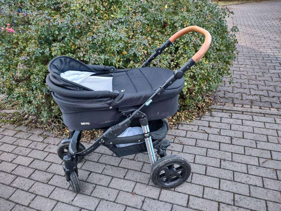 Kombi-Kinderwagen MyJunior Miyo Sportwagen Buggy in Neu-Anspach