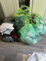Zu verschenken junge Mödchen Kleidung Gr XS-XL, alte Handtücher Duisburg - Duisburg-Mitte Vorschau