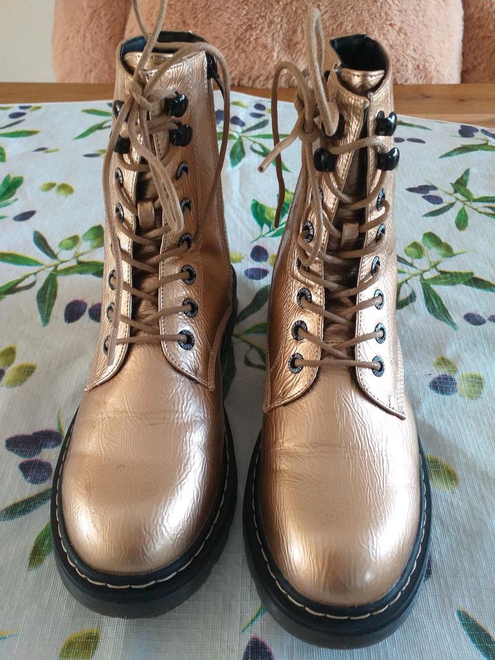 Dockers Stiefel Gr. 39 rose gold metallic in Östringen