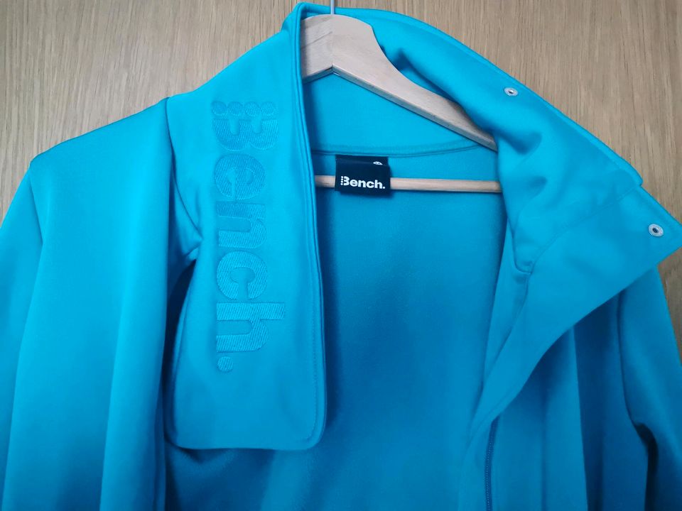 Bench Damen Jacke Gr. M in Wetzlar