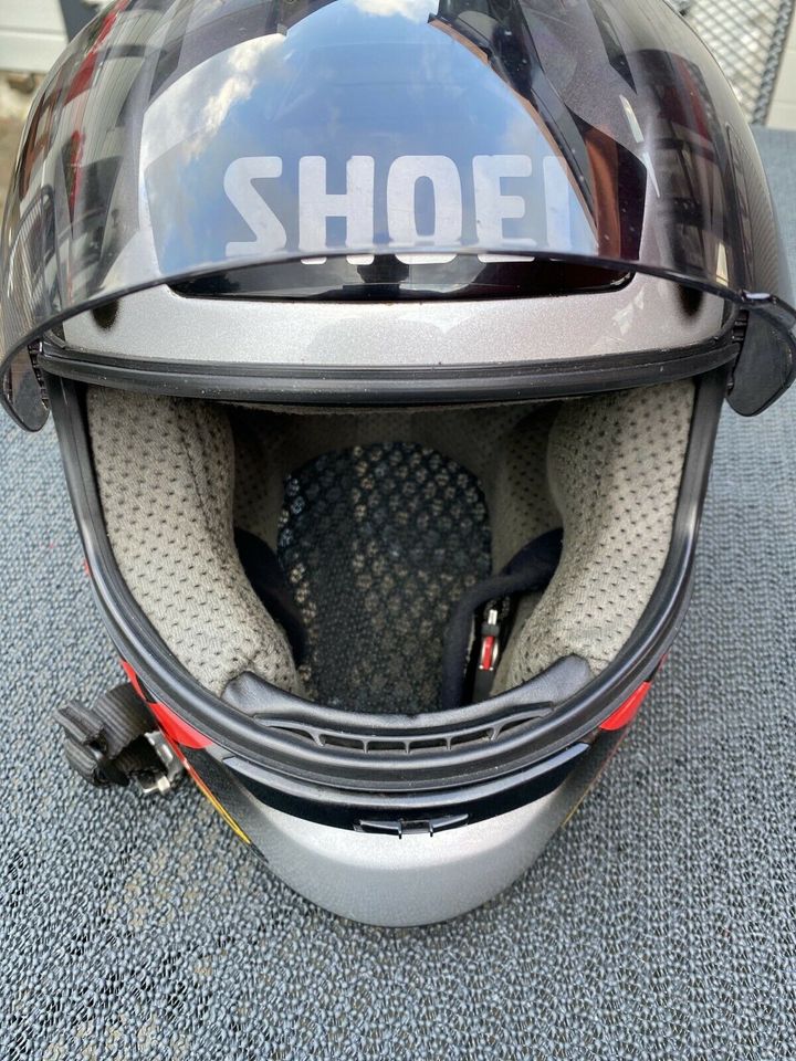 Shoei Motorradhelm Gr. L in Essen