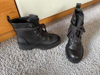 Boots Booties Stiefel UGG Leder schwarz Größe 37 wie neu Niedersachsen - Lengede Vorschau