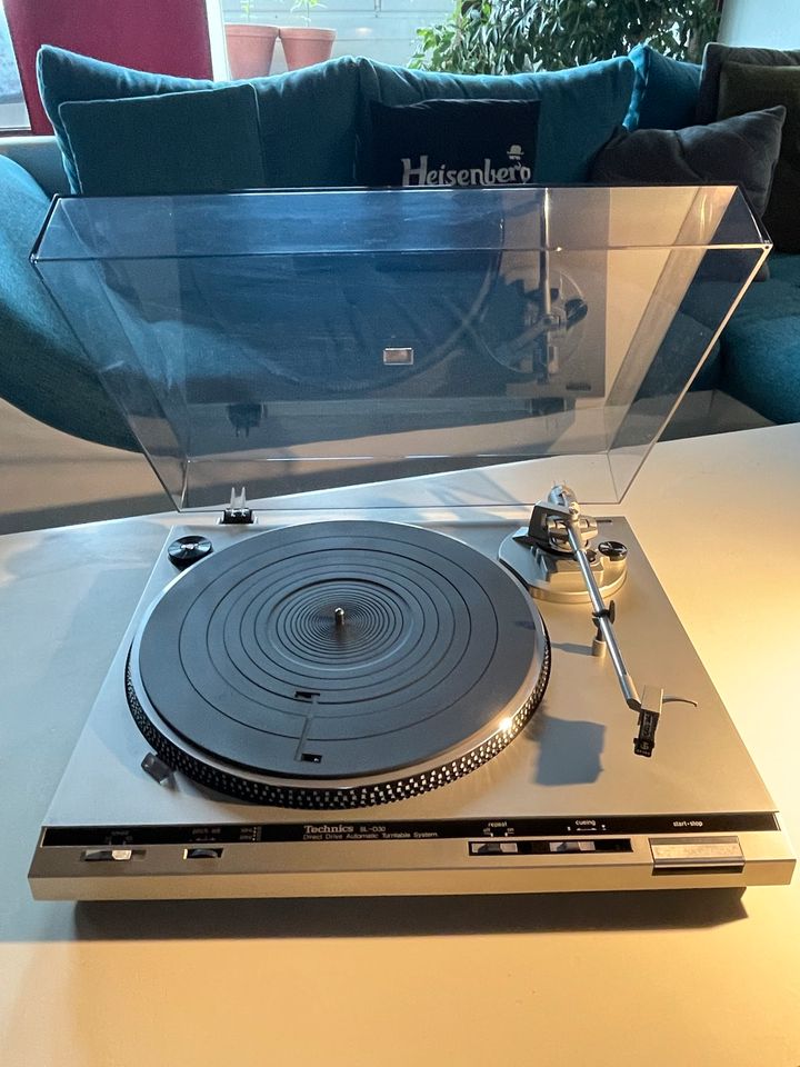 Technics SL-D 30 Top Zustand in Düren