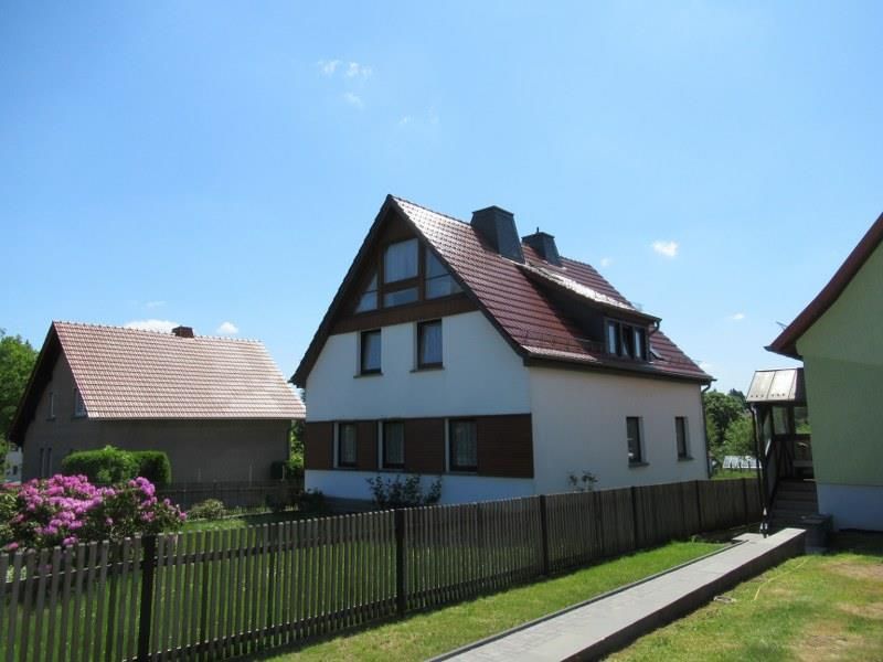 Idyllisches Massivhaus mit weitläufigem Garten in Friedrichroda