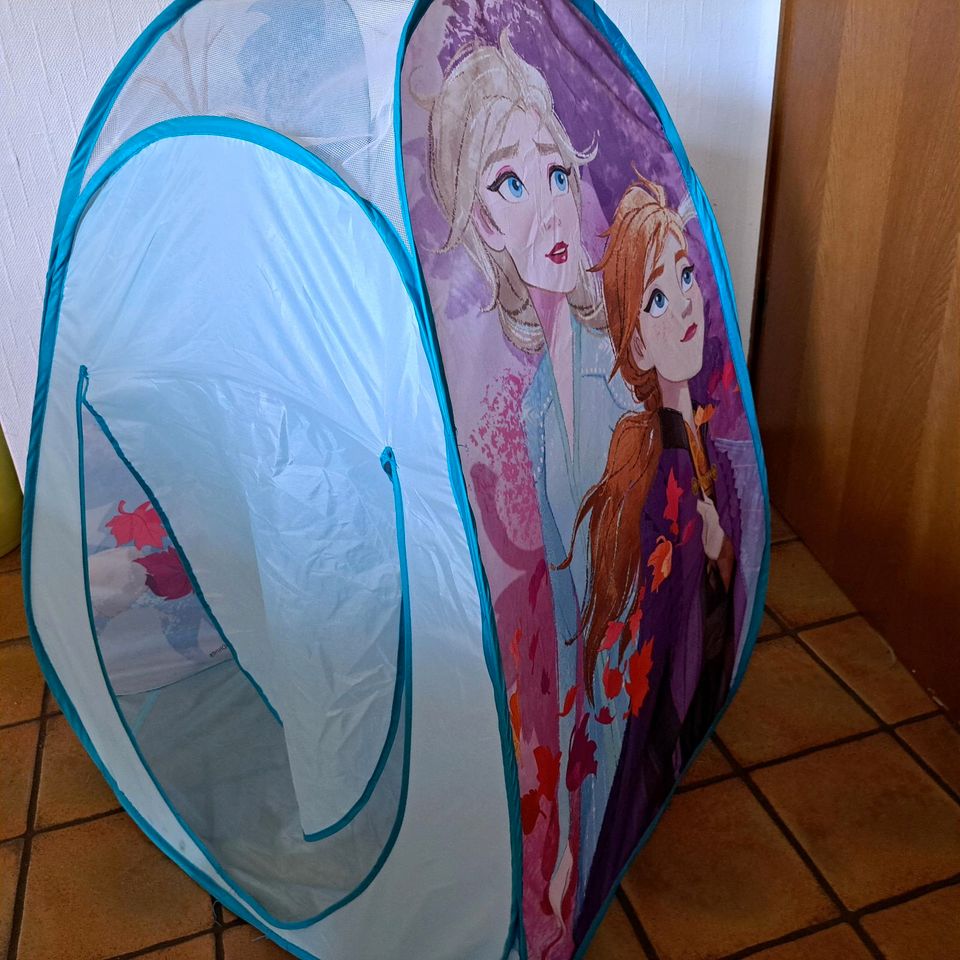 Pop Up Zelt, Spielzeit, Eiskönigin mit Anna, Elsa und Olaf in Werne