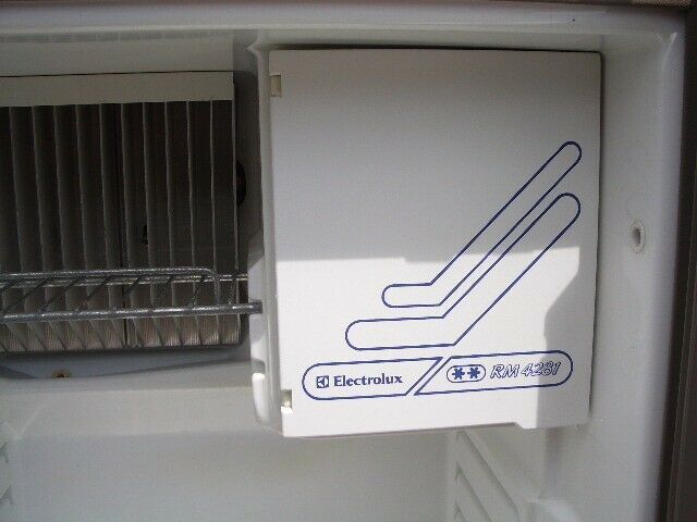 Kühlschrank Elektrolux RM 4281 Wohnmobil/Wohnwagen in Roschbach