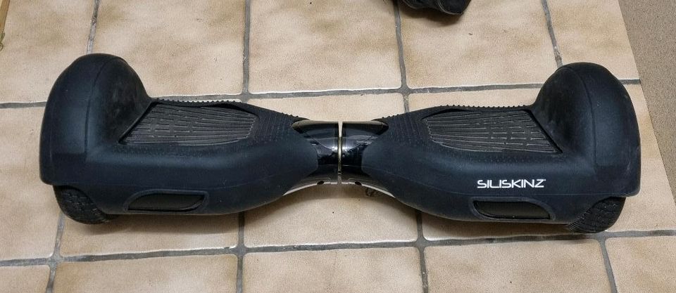 Hoverboard mit Taschen, Bluetooth und Licht in Alpirsbach