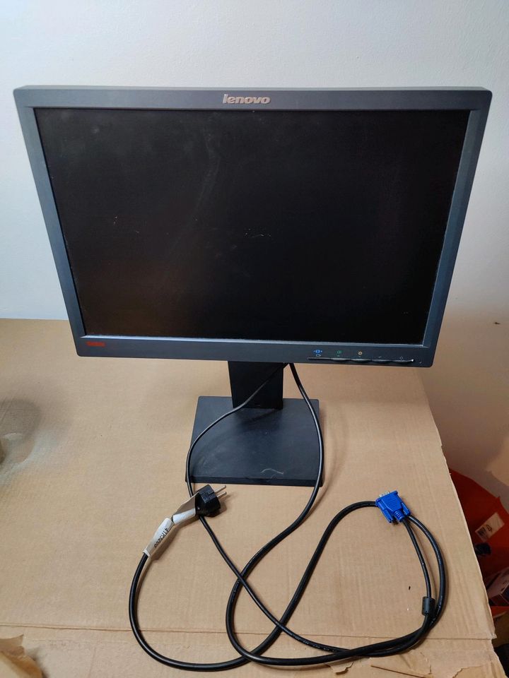 Lenovo ThinkPad Bildschirm 19 Zoll in Ingersheim